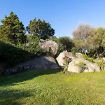 Chic Antonina One Bedroom Unit 6 Sleeps 4 Santa Marinella