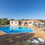 Chic Antonina One Bedroom Unit 6 Sleeps 4 * Santa Marinella