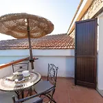 Chic Antonina One Bedroom Unit 6 Sleeps 4 Santa Marinella