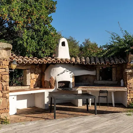 Chic Antonina One Bedroom Unit 6 Sleeps 4 Marinella (Sardinia)