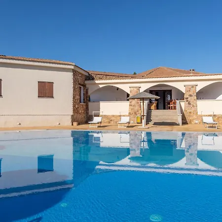 Chic Antonina One Bedroom Unit 6 Sleeps 4 Διαμέρισμα *